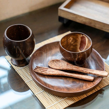 NAREAL 5 PIECE TABLE SET