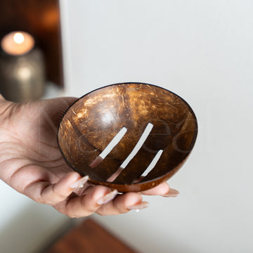 Nareal soap dish